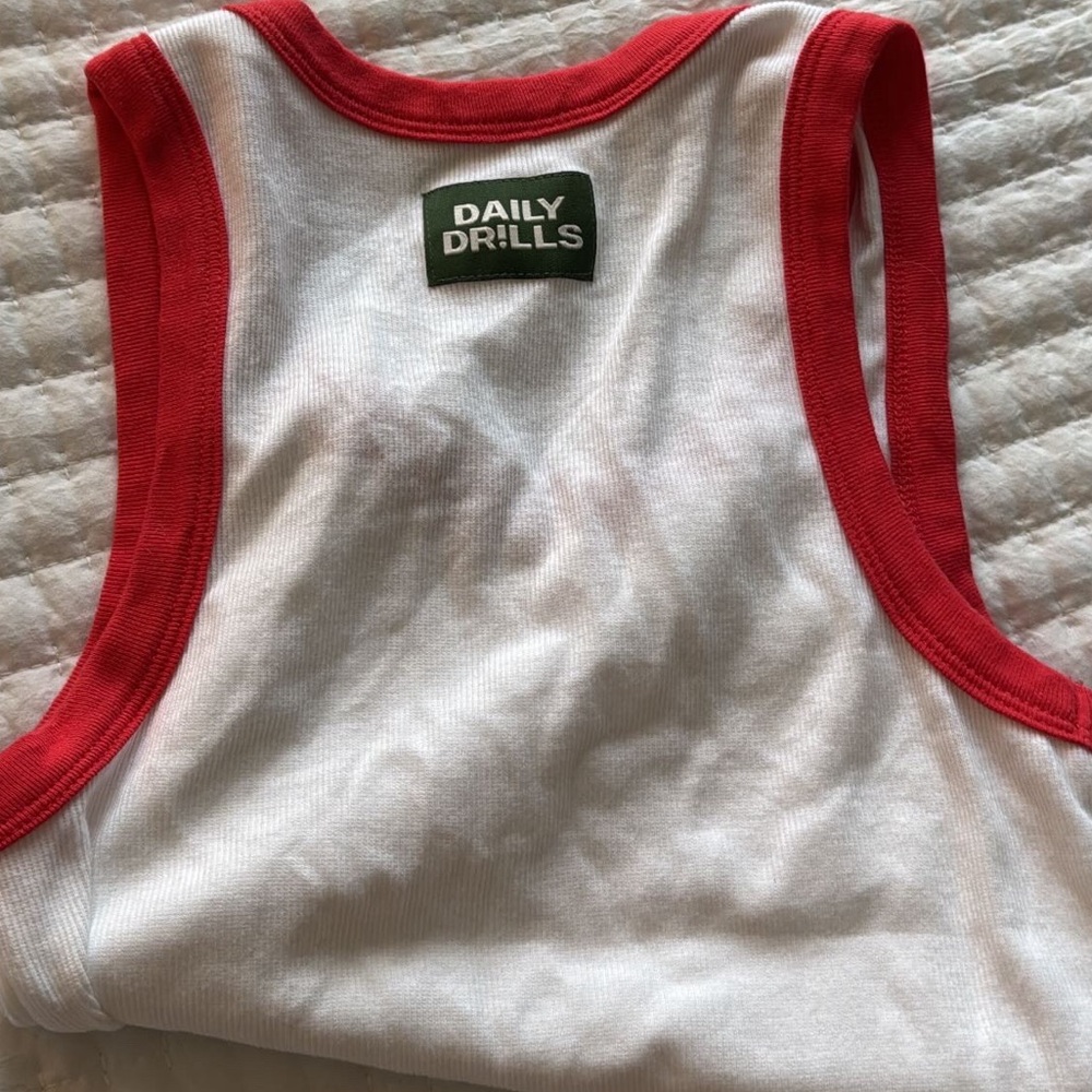 Daily drills red border tank